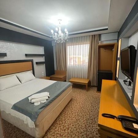 Ünaten otel Gaziemir Exterior foto